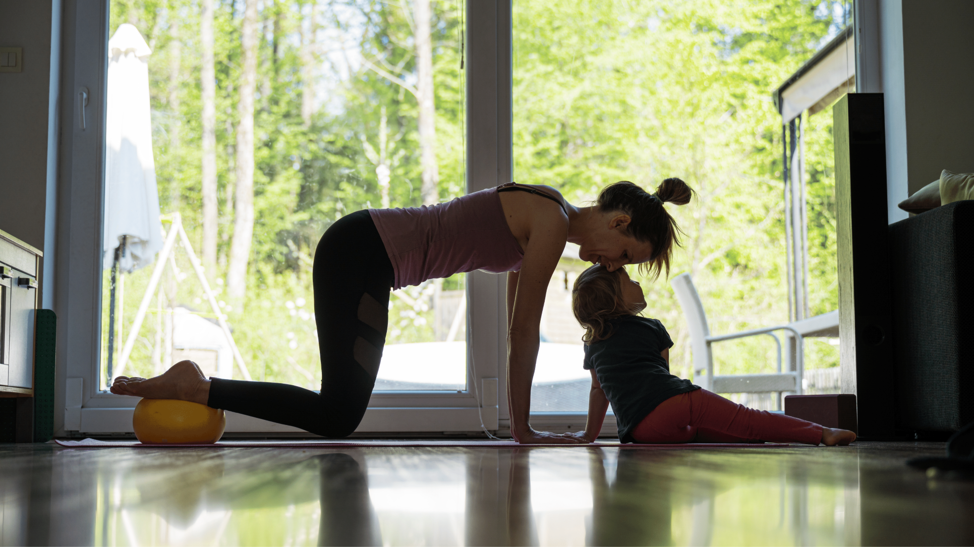 Pilates Instructor Academy - 5 Reasons Why Moms and Expecting Moms Should Become Pilates Instructors